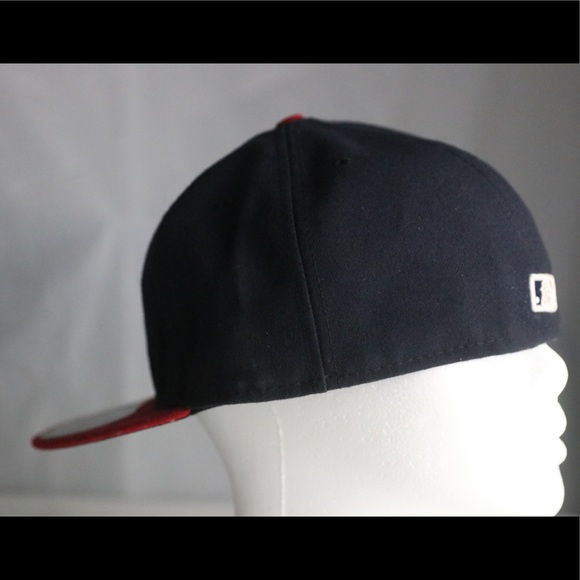 Atlanta Braves New Era Fitted Hat - Picture 10 of 10